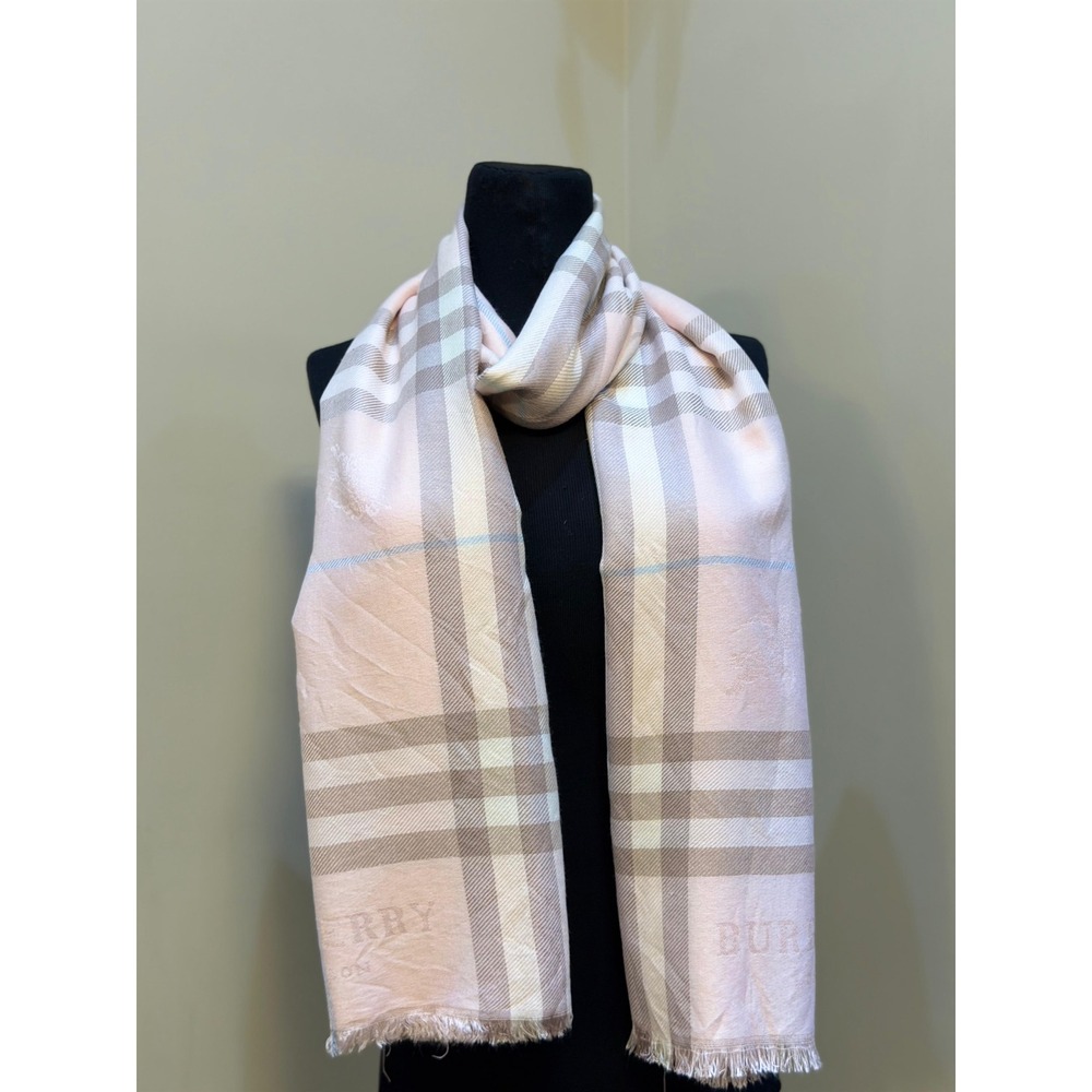 Burberry London Pink Cashmere House Check Scarf Made in Scotland Knight Jacquard